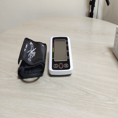 Electronic Blood Pressure Monitor